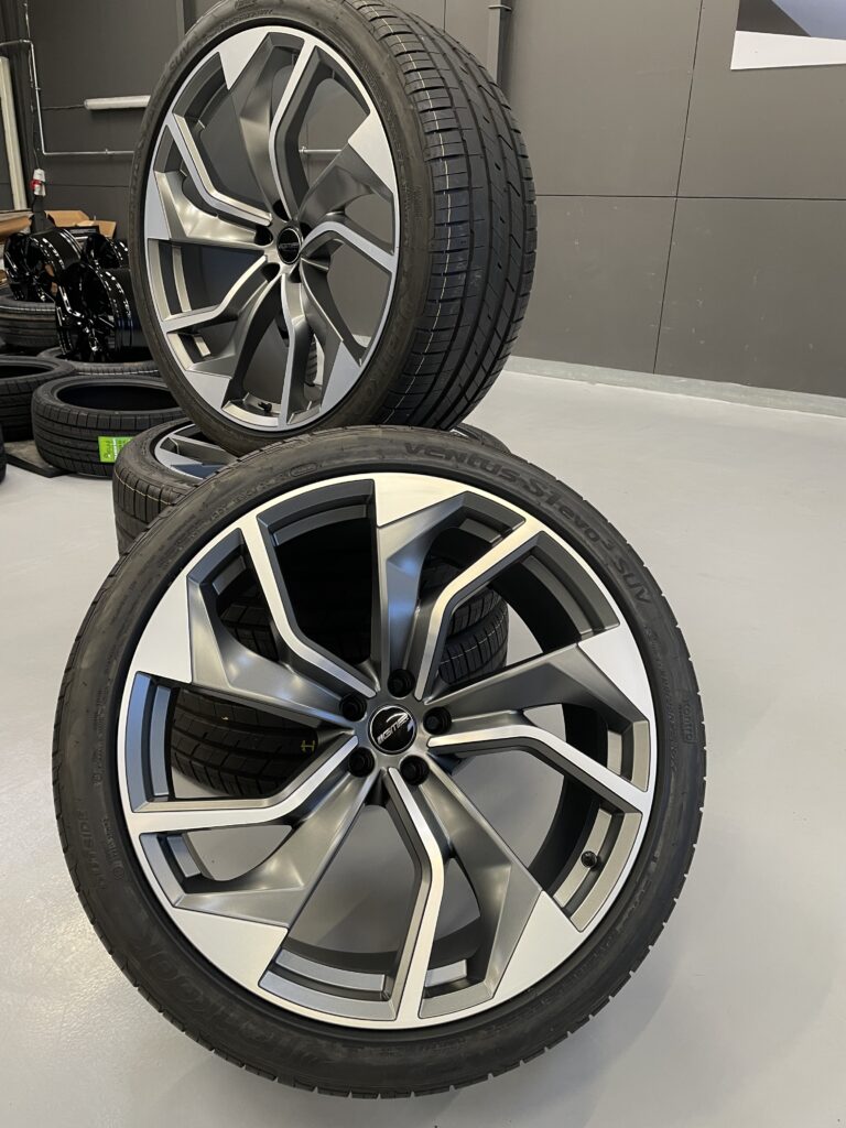 17A5F41F-B67C-4949-840A-53FC09BD5F08