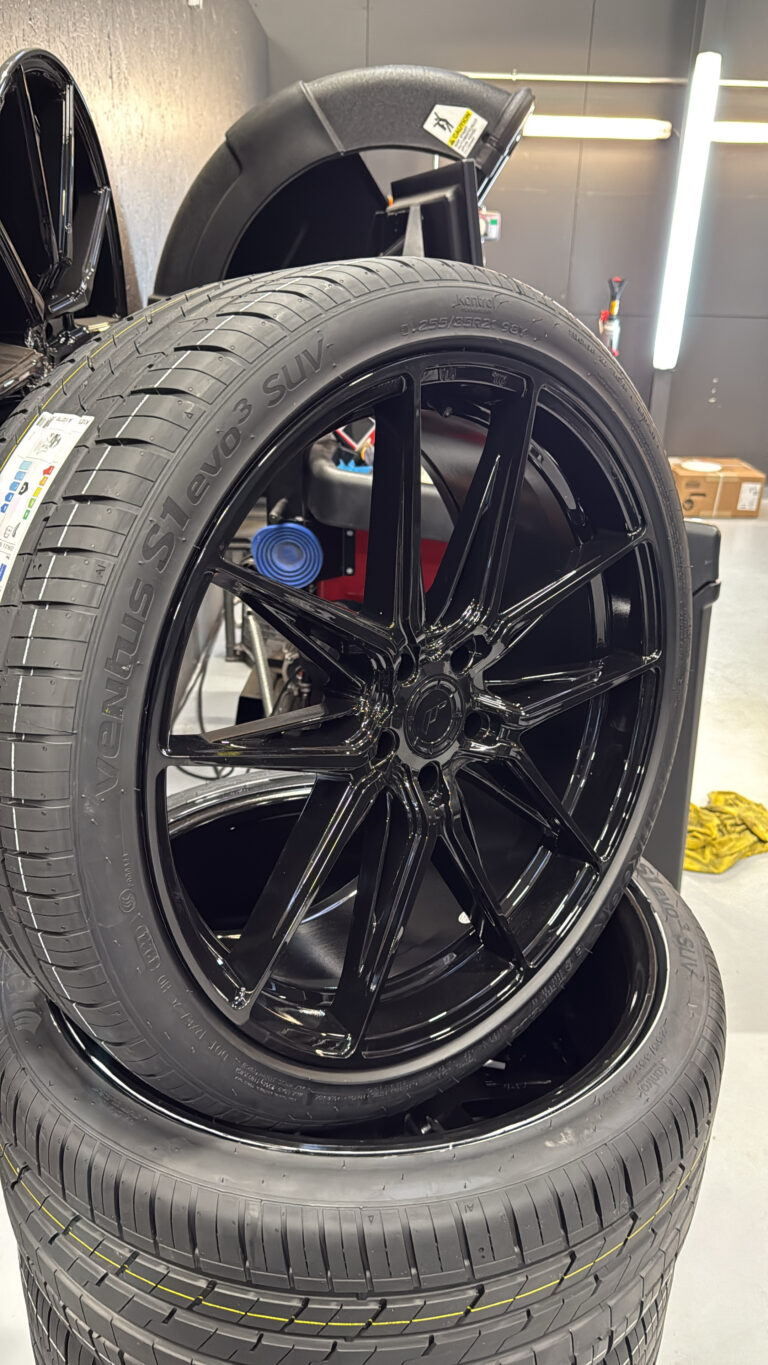 AEF7FEA2-6FEC-46B9-99F4-4DF959174C75